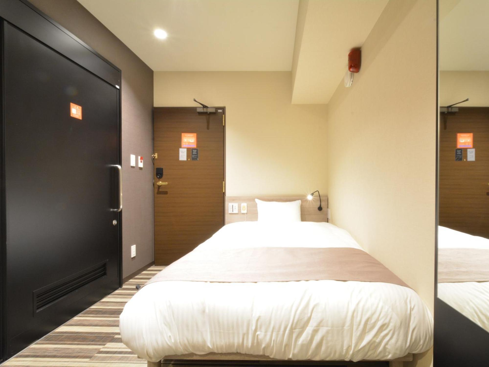 Hotel Sanrriott Shinsaibashi Осака Экстерьер фото